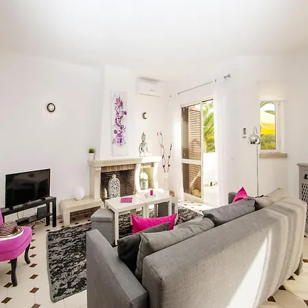 Lägenhet Apartment In Albufeira Near Sea Beach *