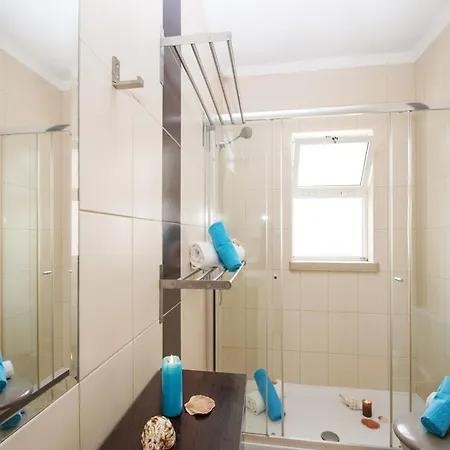 Apartment Charming Apartment, Pool, Albufeira