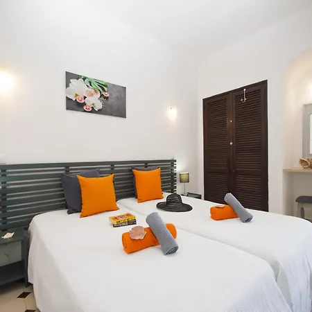 Apartment In Albufeira Near Sea Beach Lägenhet Albufeira