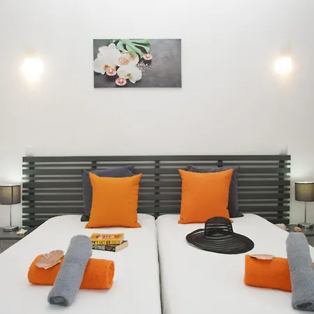 Apartment In Albufeira Near Sea Beach Albufeira