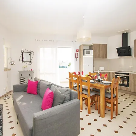 Lejlighed Apartment In Albufeira Near Sea Beach